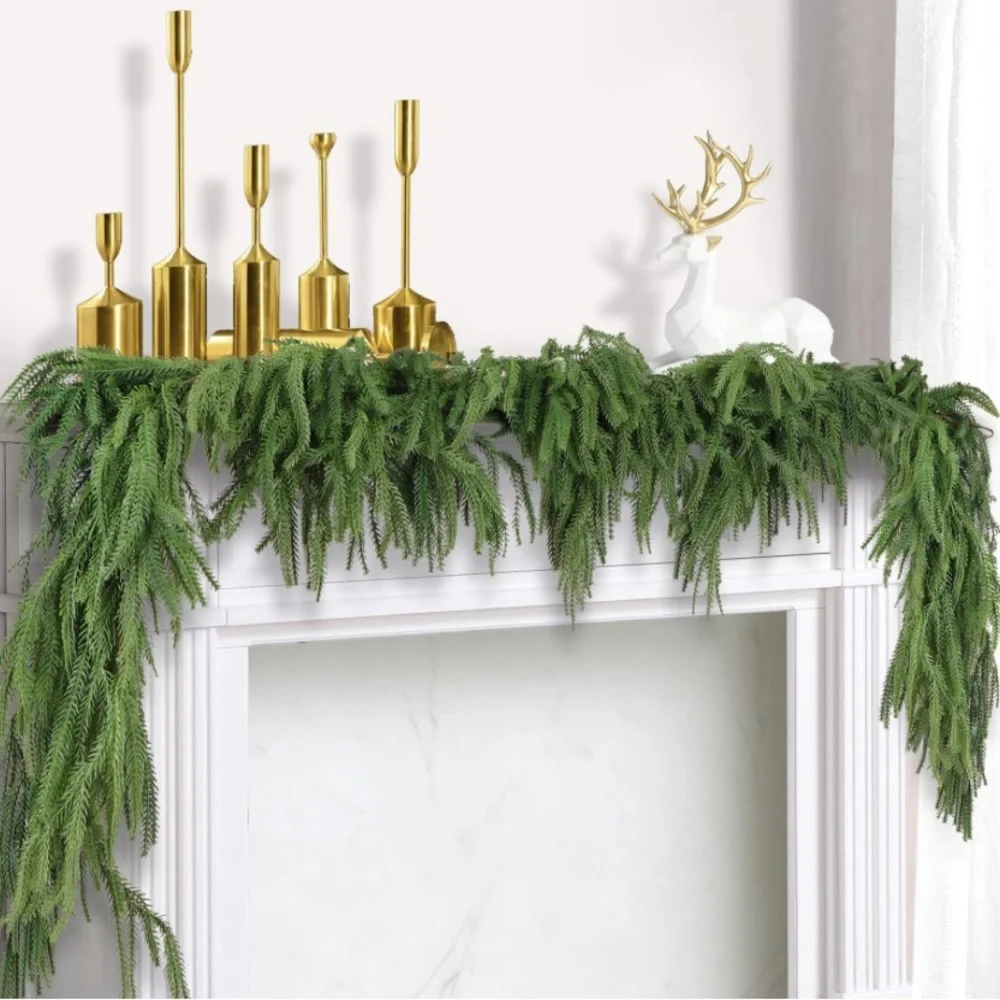 Elegant Green Holiday Garland